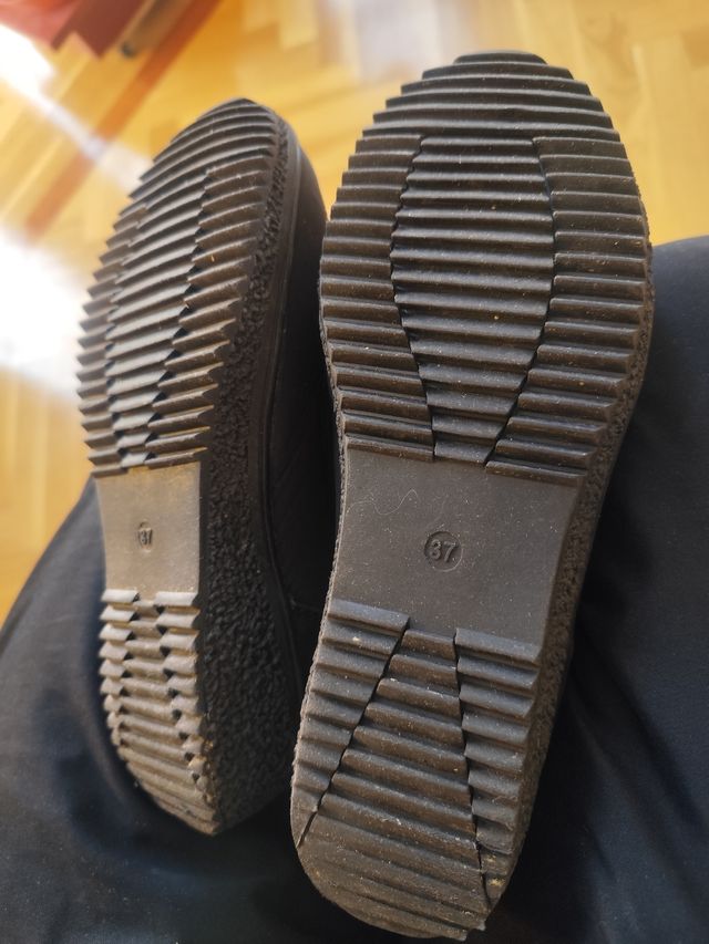 Botas negras impermeables cremalleras