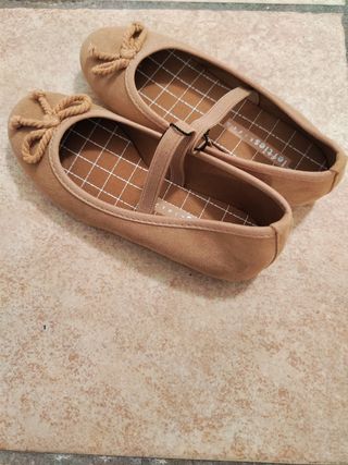 Manoletinas antelina niña