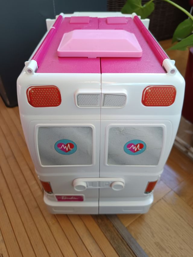 Ambulancia de Barbie