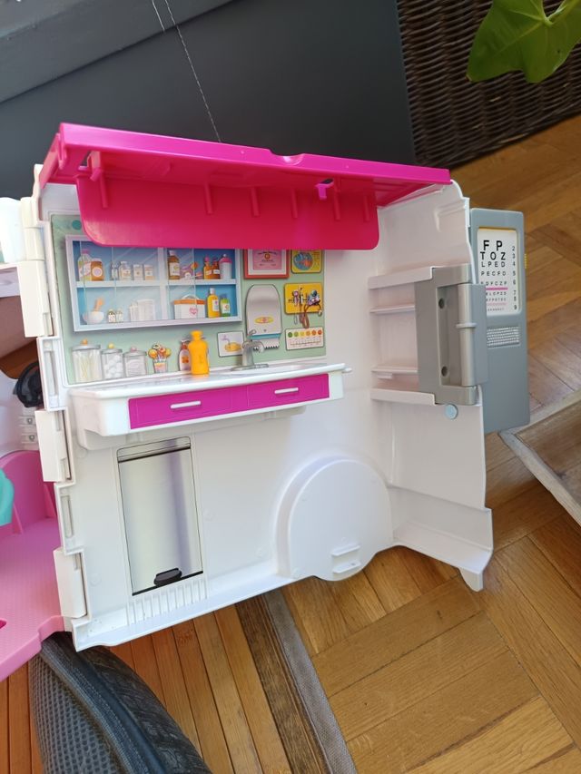 Ambulancia de Barbie
