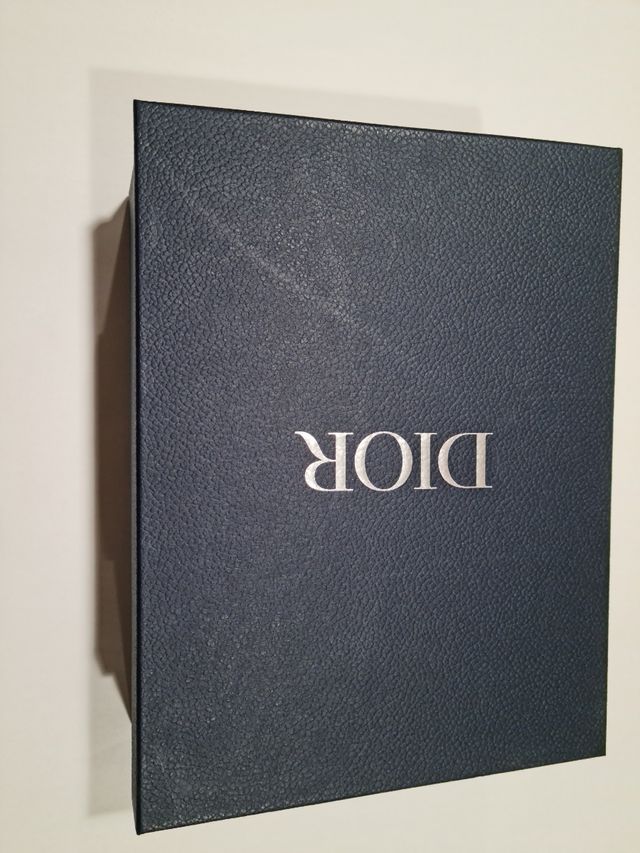 Caja Dior 38x29xm 