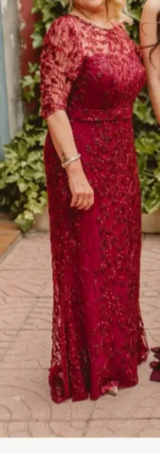 Vestido fiesta de Pronovias usado una vez