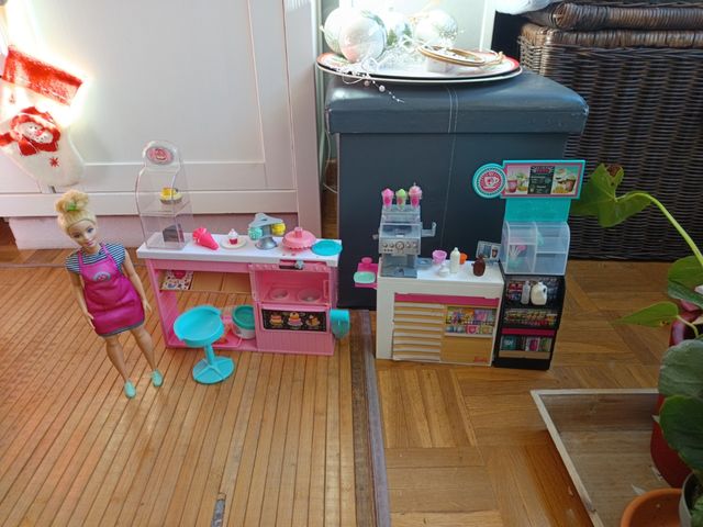 Pastelería/cafetería de Barbie