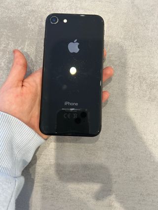 Telefono Iphone8