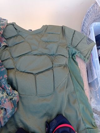 Pack ropa y casco paintball airsoft 