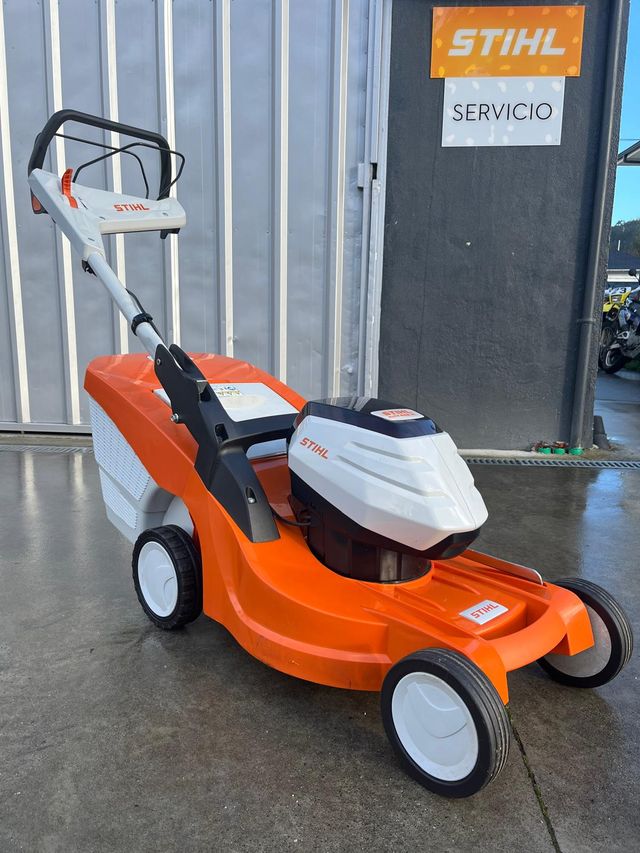 CORTACESPED STIHL RMA 448 VC