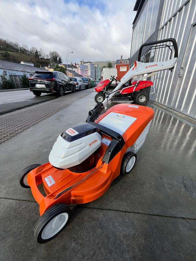 CORTACESPED STIHL RMA 448 VC