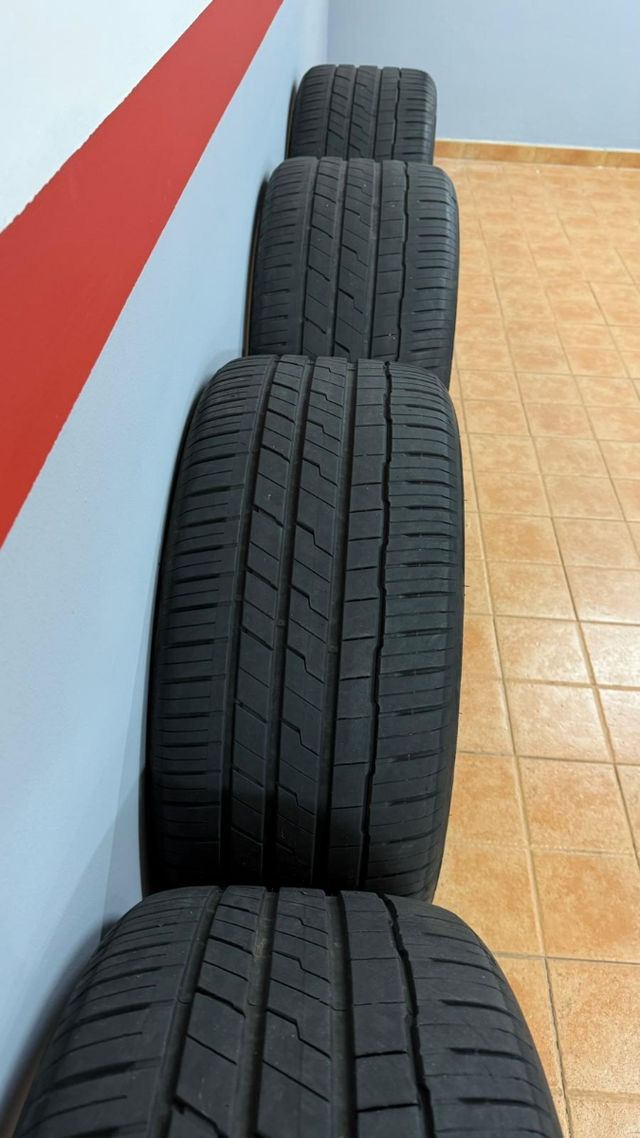 Neumaticos hankook 315/35 R21