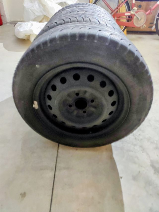 Vendo GOMME TERMICHE invernali 175-65-R14