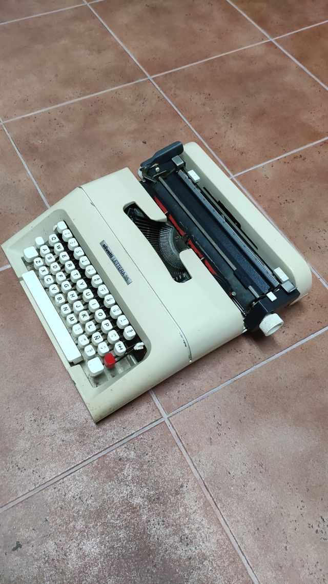 Olivetti Lettera 35