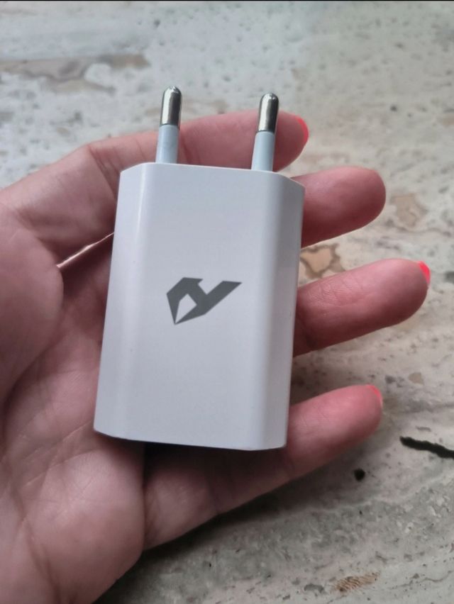 Alimentatore caricabatterie USB HOME