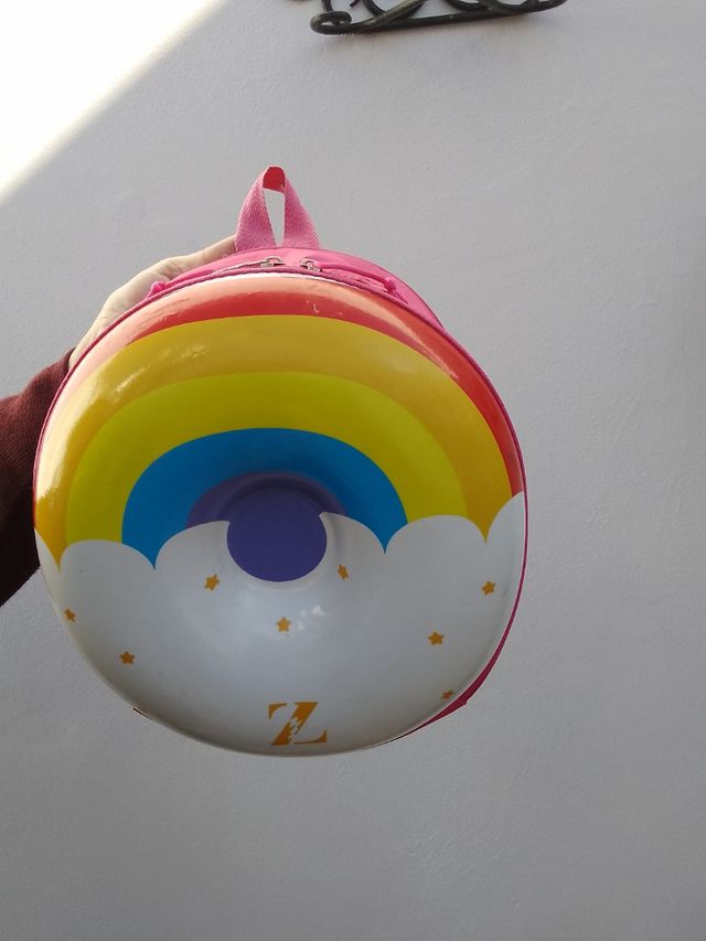 Mochilla de bebe niña. Para guarderia o