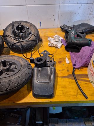 Ruedas de patín eléctricos se envían 