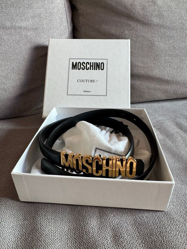 Cinturon moschino mujer