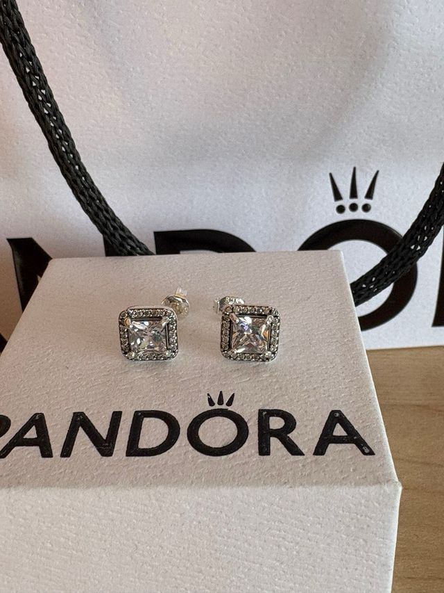 Pendientes Elegancia Atemporal Pandora