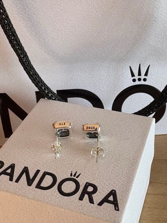 Pendientes Elegancia Atemporal Pandora