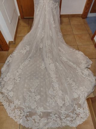 Vestido novia de Boutique Raquel Alemany