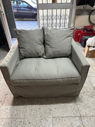 Sofa 2 plazas.