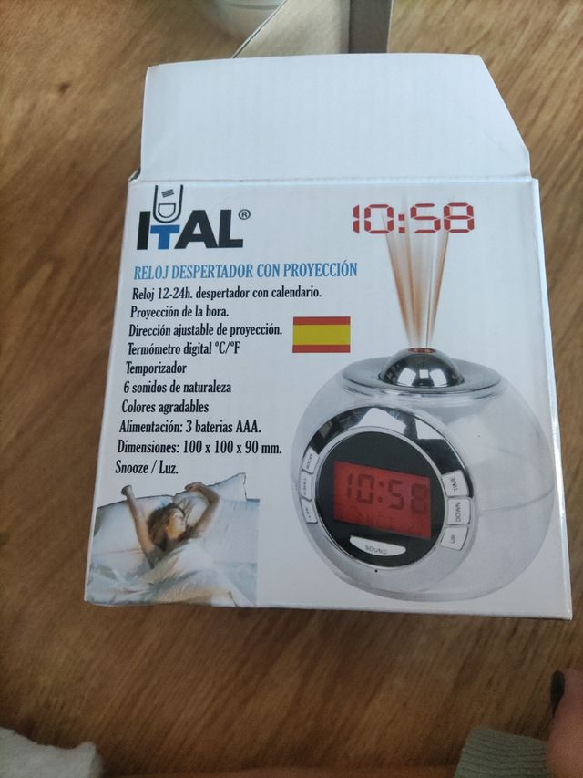 Reloj despertador con proyección / proyector