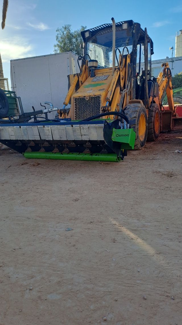 Trituracion con maquinaria excavaciones