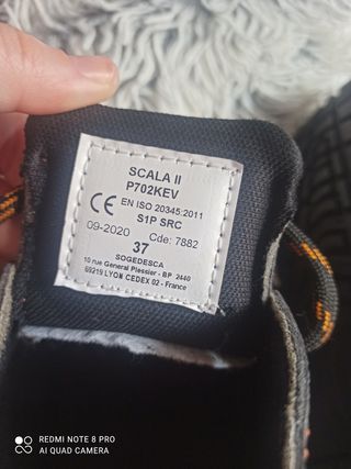 Zapatos de trabajo sin estrenar
