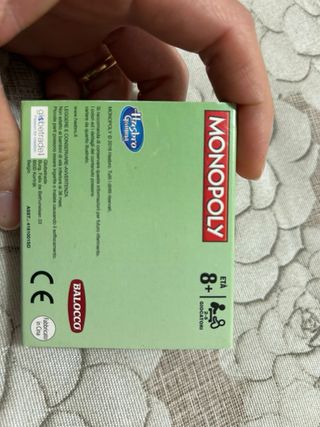 MONOPOLY Hasbro tascabile