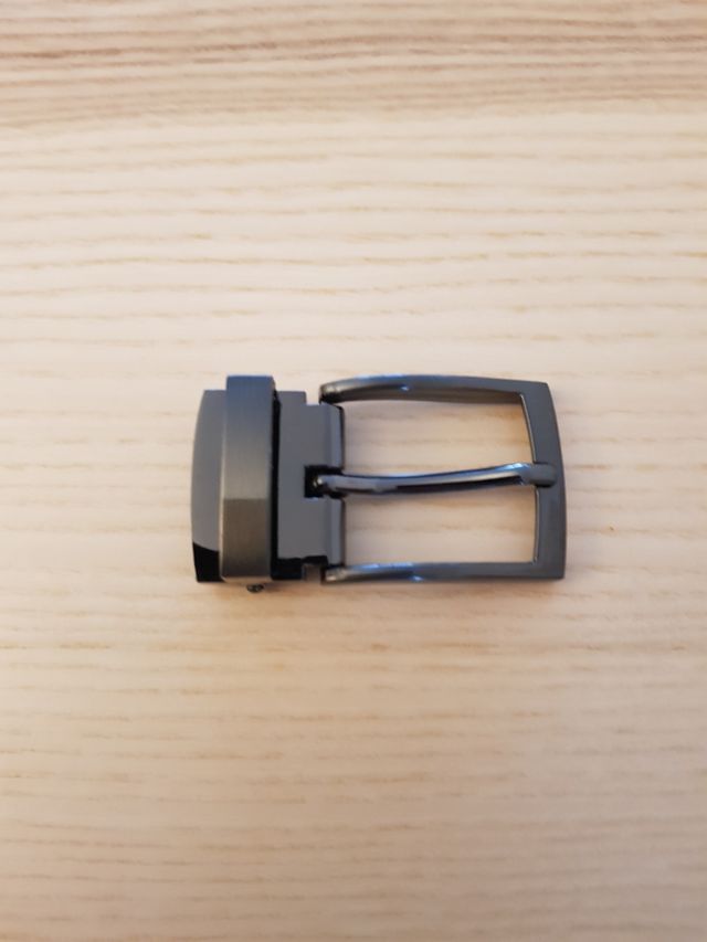 Hebilla cinturón universal para ancho  3 cm metal