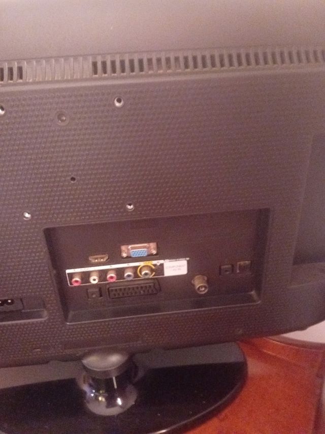 OFFERTA 30E SAMSUNG DA 24 POLLICI.