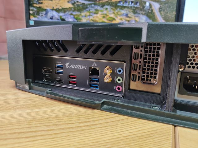 Caixa XBOX para mini PC