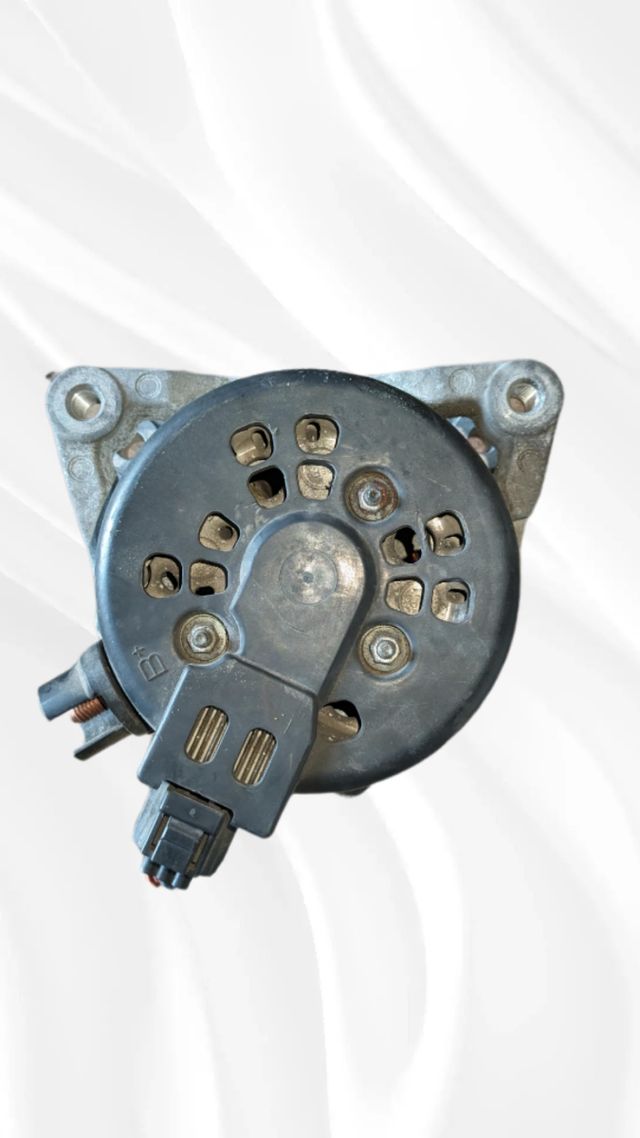 Alternador Denso 3M5T-10300-PD