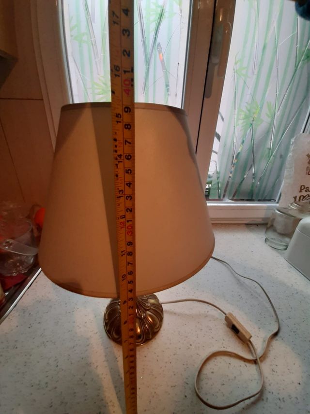 Lampara de mesa de noche