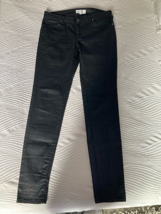 Pantalon negro encerado