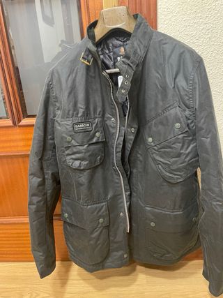 Barbour internacional XL