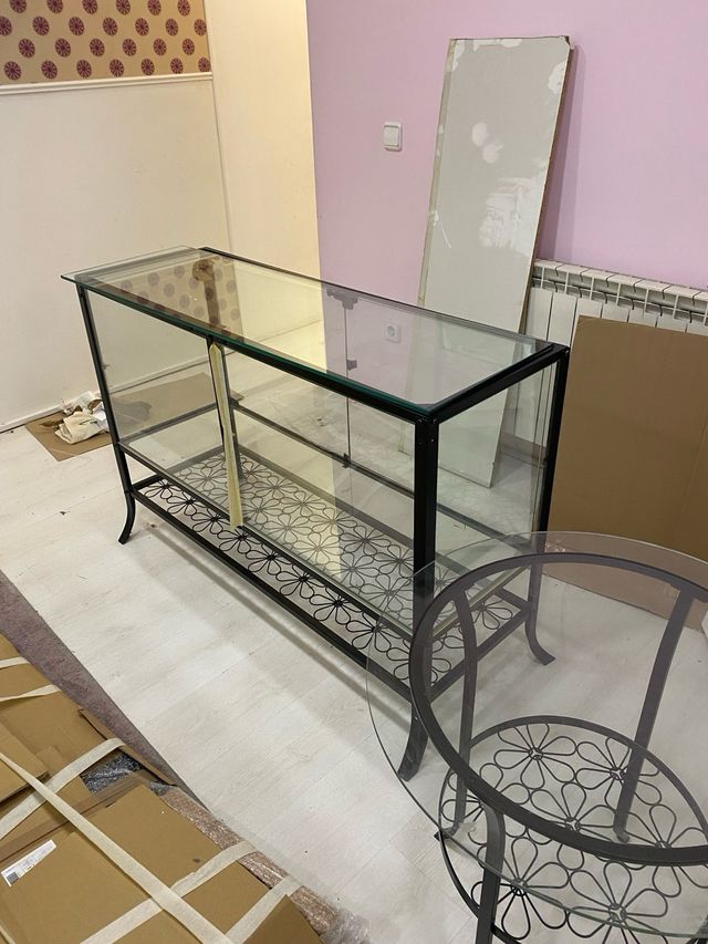 Vitrina hierro y cristal