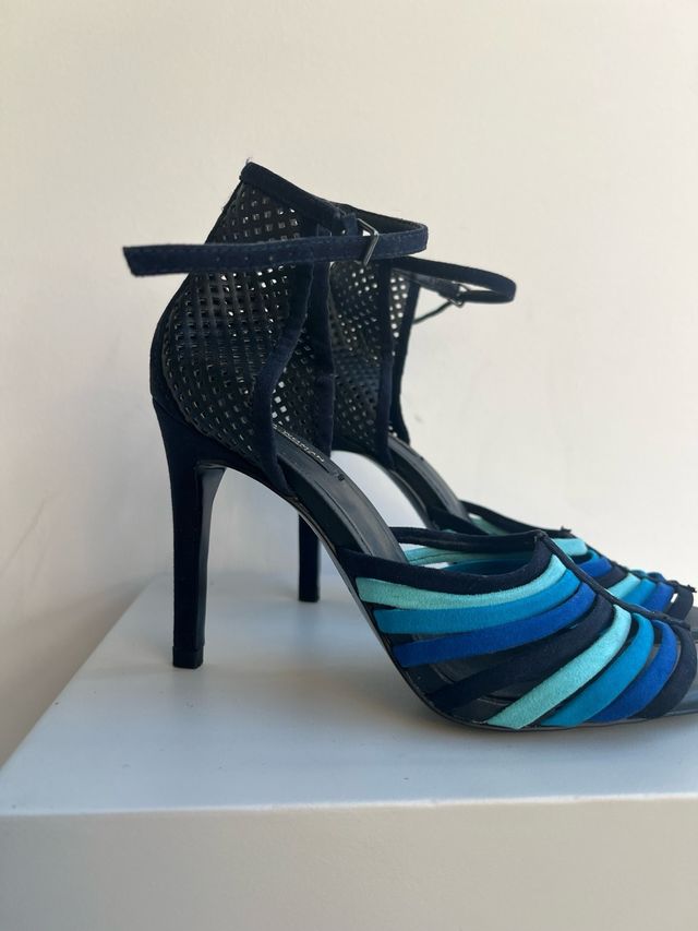 Sandalias de tacón de Zara. Como nuevas