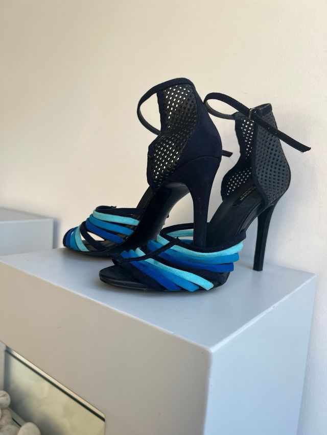 Sandalias de tacón de Zara. Como nuevas