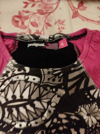 Vestidos de niña  y camiseta