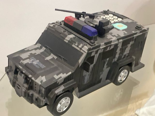 Hucha camion blindado con contraseña para niños