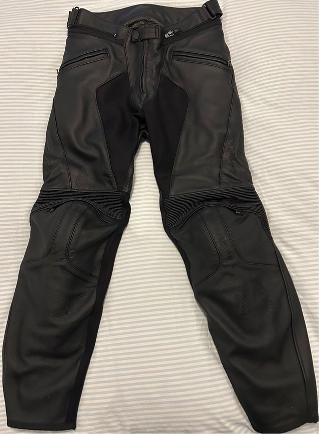 Pantalón moto negro Dainese talla 48