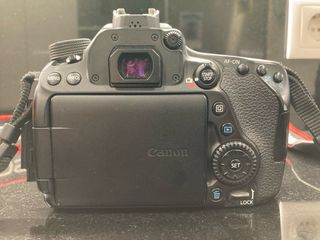 Canon 80D