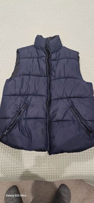 Chaleco plumifero reversible 