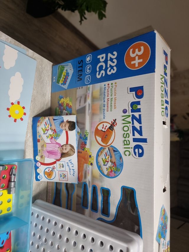 Juego puzzle tornillos mosaico