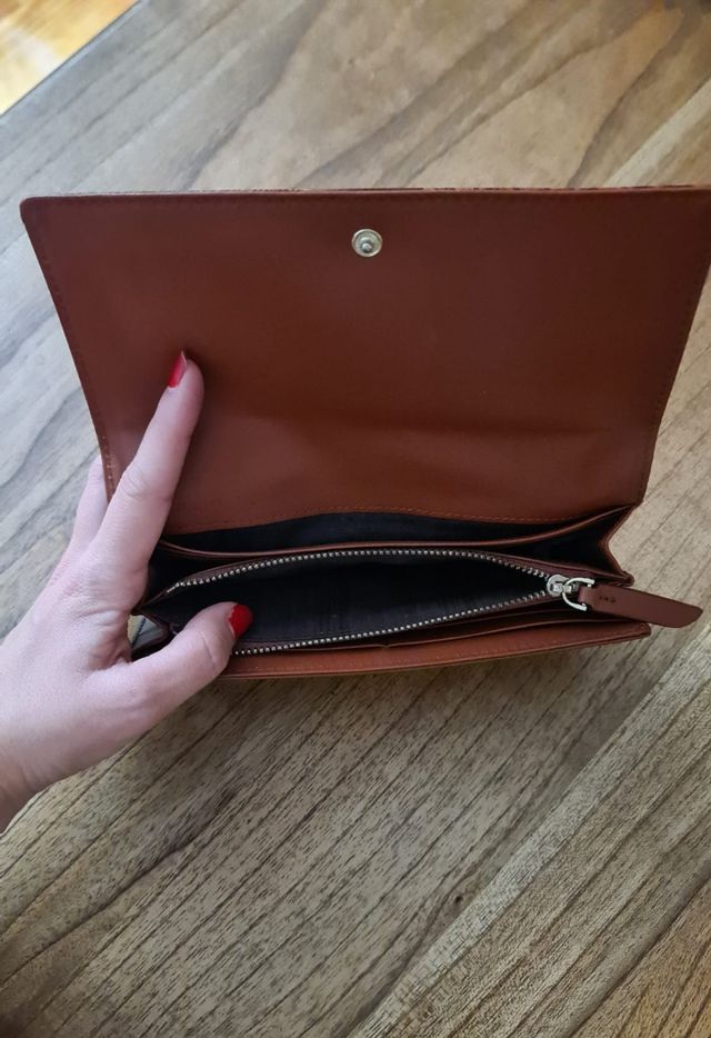 Cartera zara