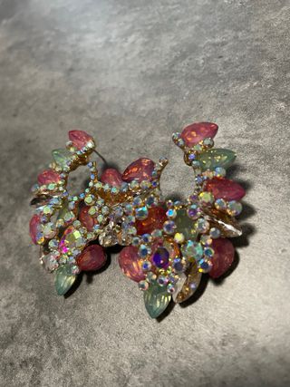 Pendientes piedras y tonos pastel