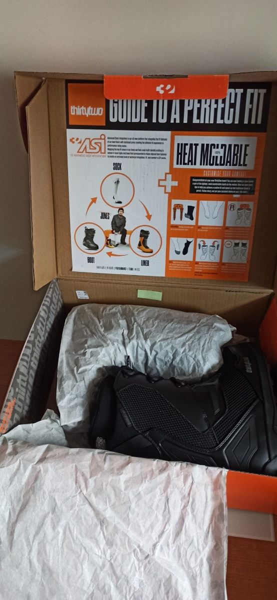 Vendo botas snowboard thirty two tm2 negras