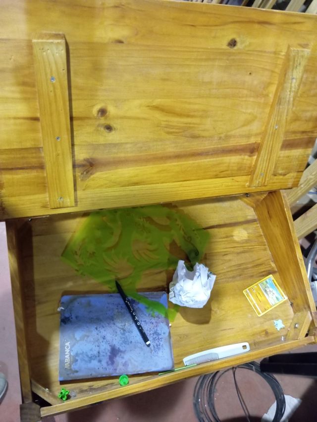 Pupitre infantil madera