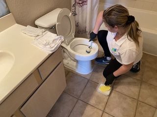 SERVICIO DE LIMPIEZA DOMESTICA