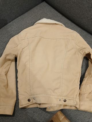 Chaqueta Levis de pana Premiun.