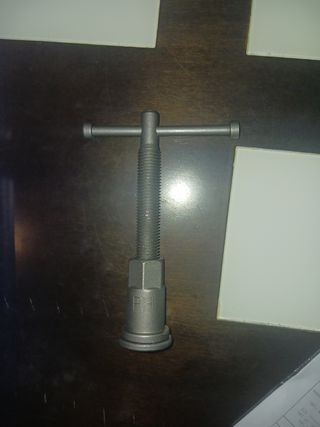 Reposicionador de pistones FRENO UNIVER.