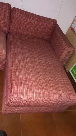 Sofa con chaiselongue